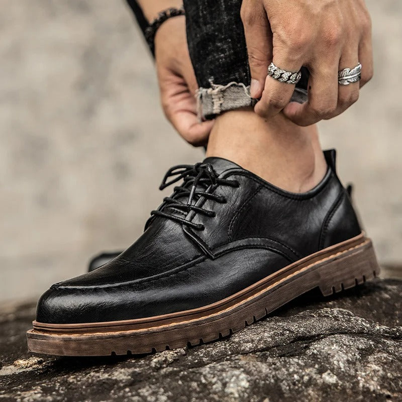 Sapatos em Couro Verdadeiro Westwell™ Lowcut