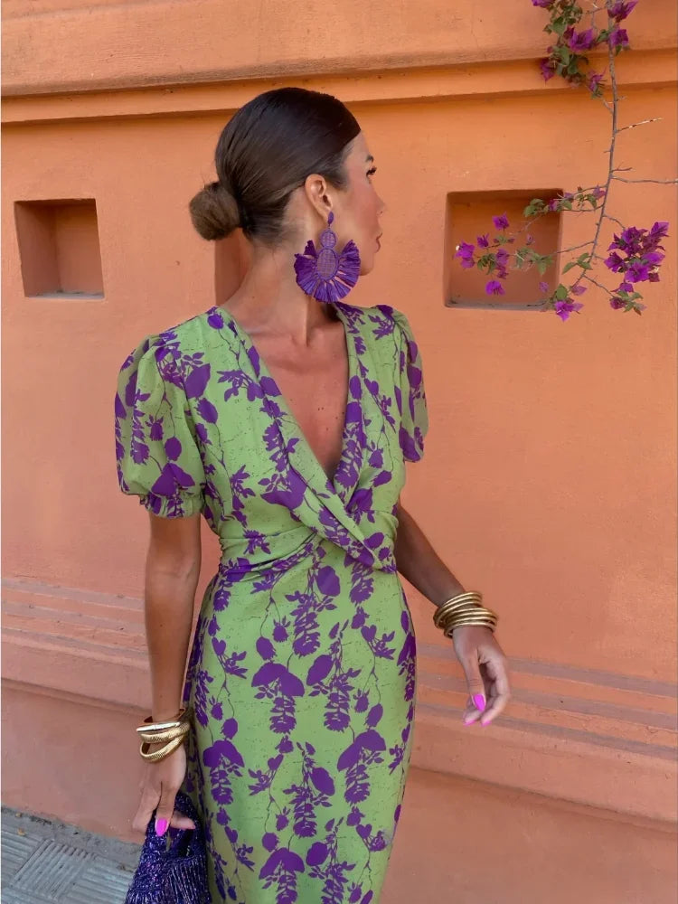 Lucinda - Vestito Pieghettato Floreale Boho con Scollatura a V