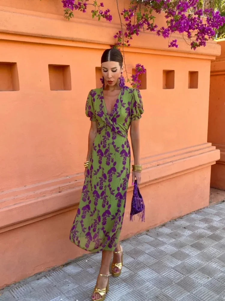 Lucinda - Vestito Pieghettato Floreale Boho con Scollatura a V