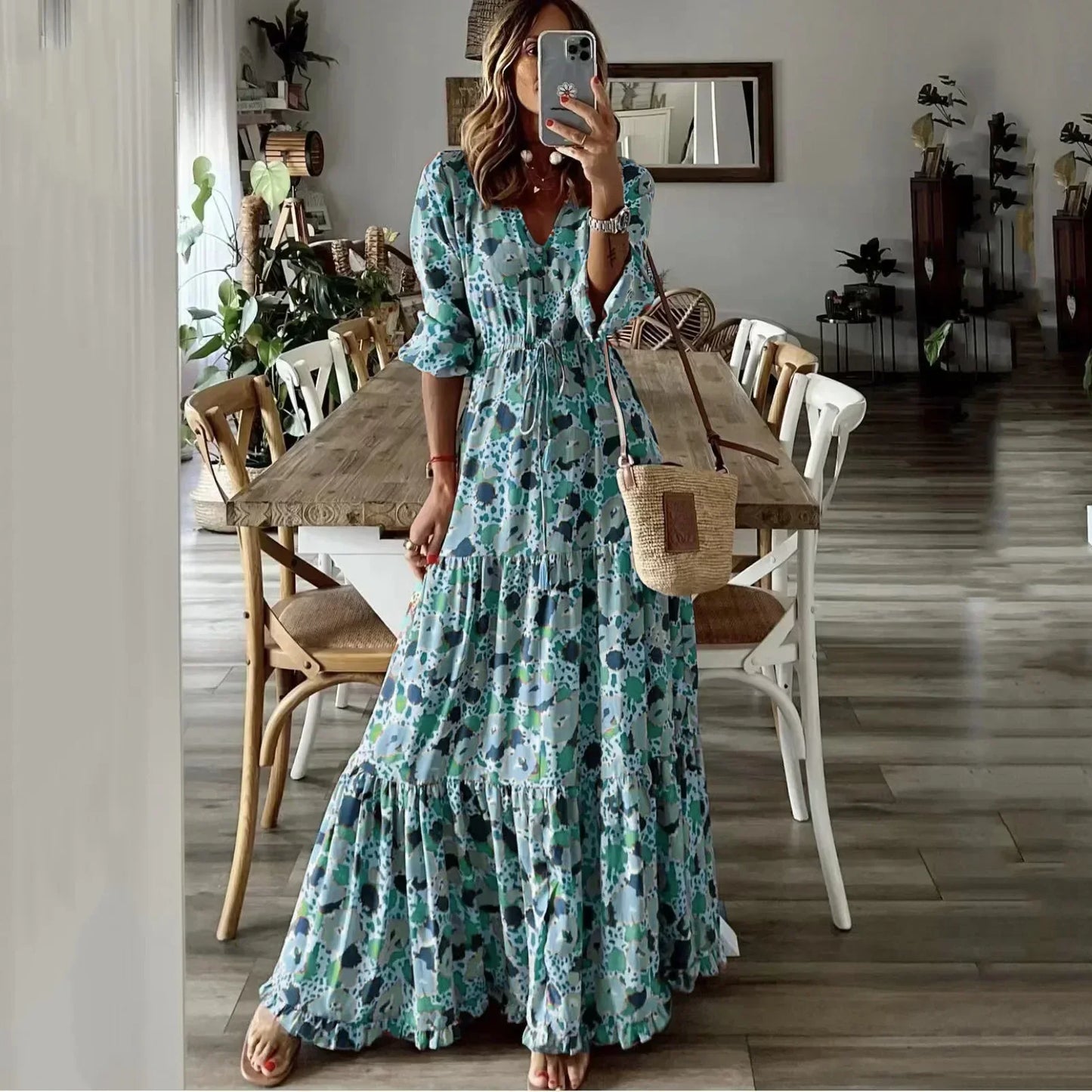 Liora | Vestito Maxi Stampato con Scollatura a V