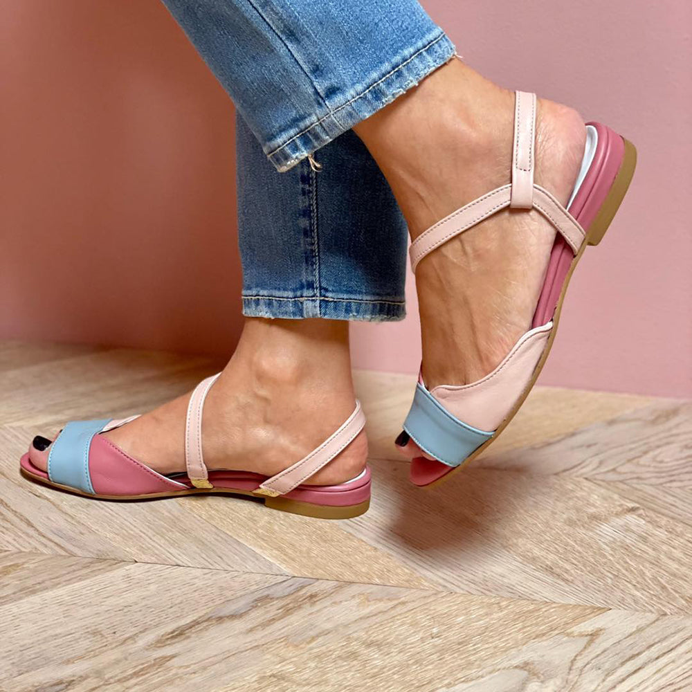 Ellela™ | Sandali rosa asimmetrici con blocchi di colore