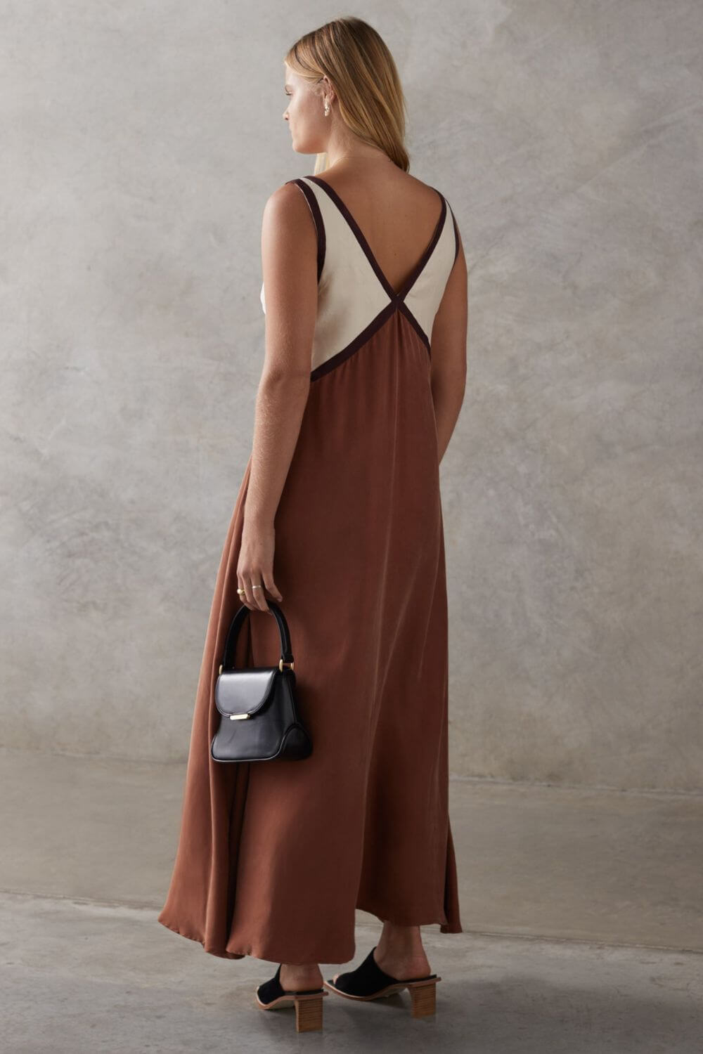 Stacey™ | Abito Midi in Elegante Velluto