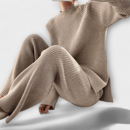 Albertina™ - Conjunto Cosy de Tricô Canelado de 2 Peças