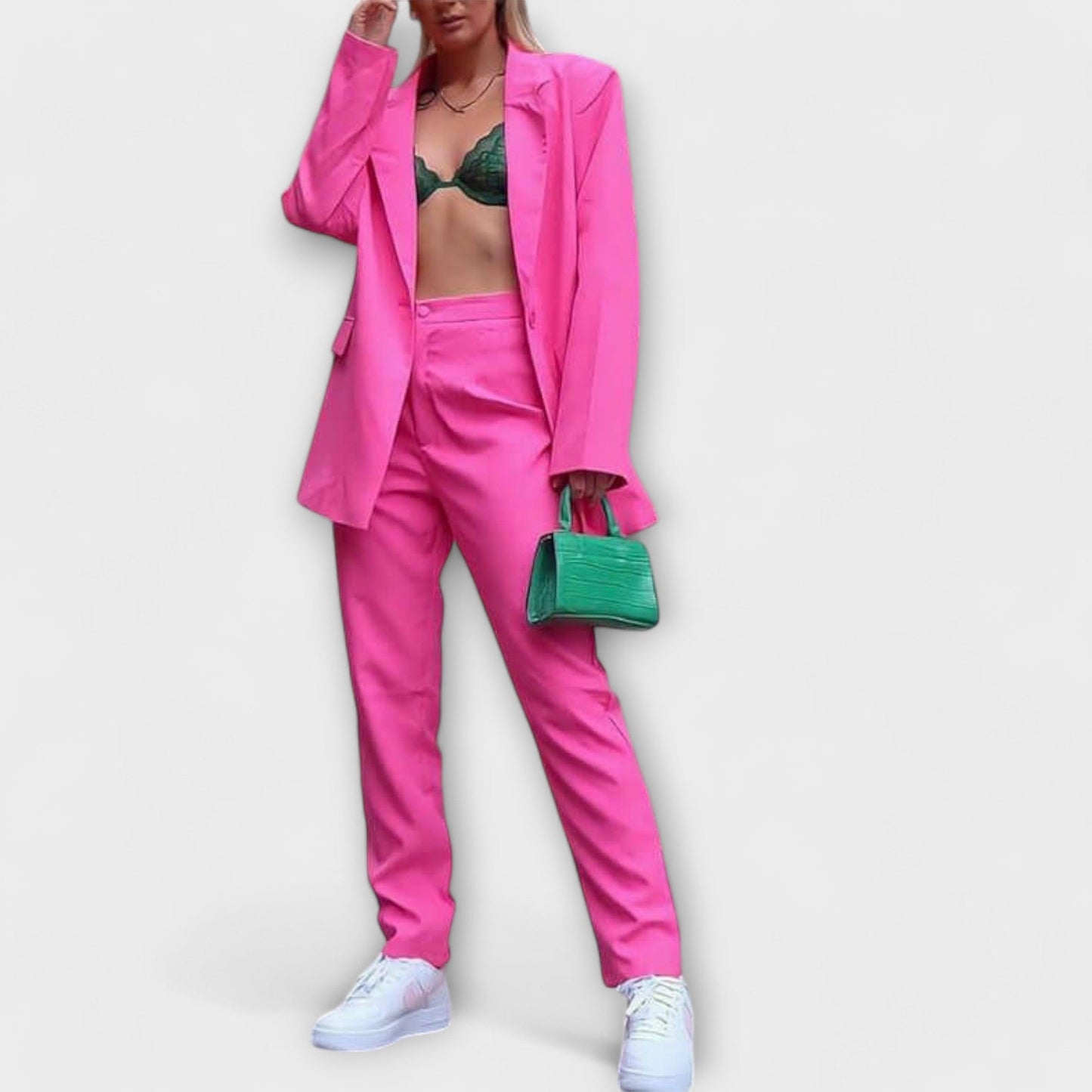 Amelia™ - Fato Feminino Elegante