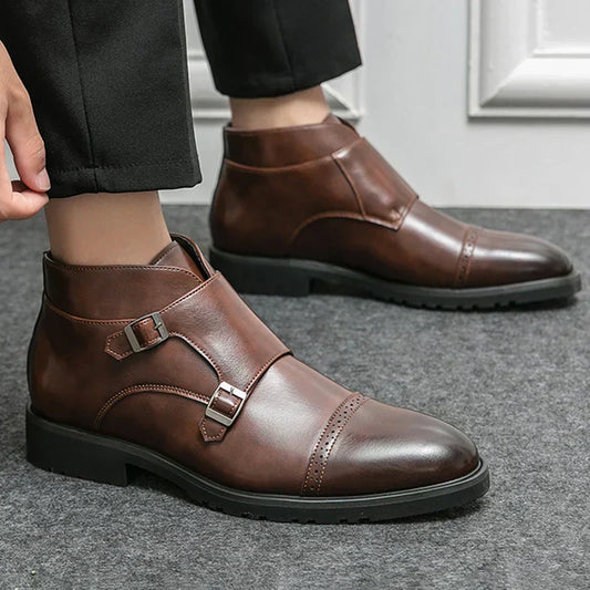 Parker™ | Botas de Dupla Fivela em Couro Sintético