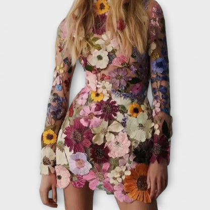 Dolores™ - Vestido com padrão floral 3D