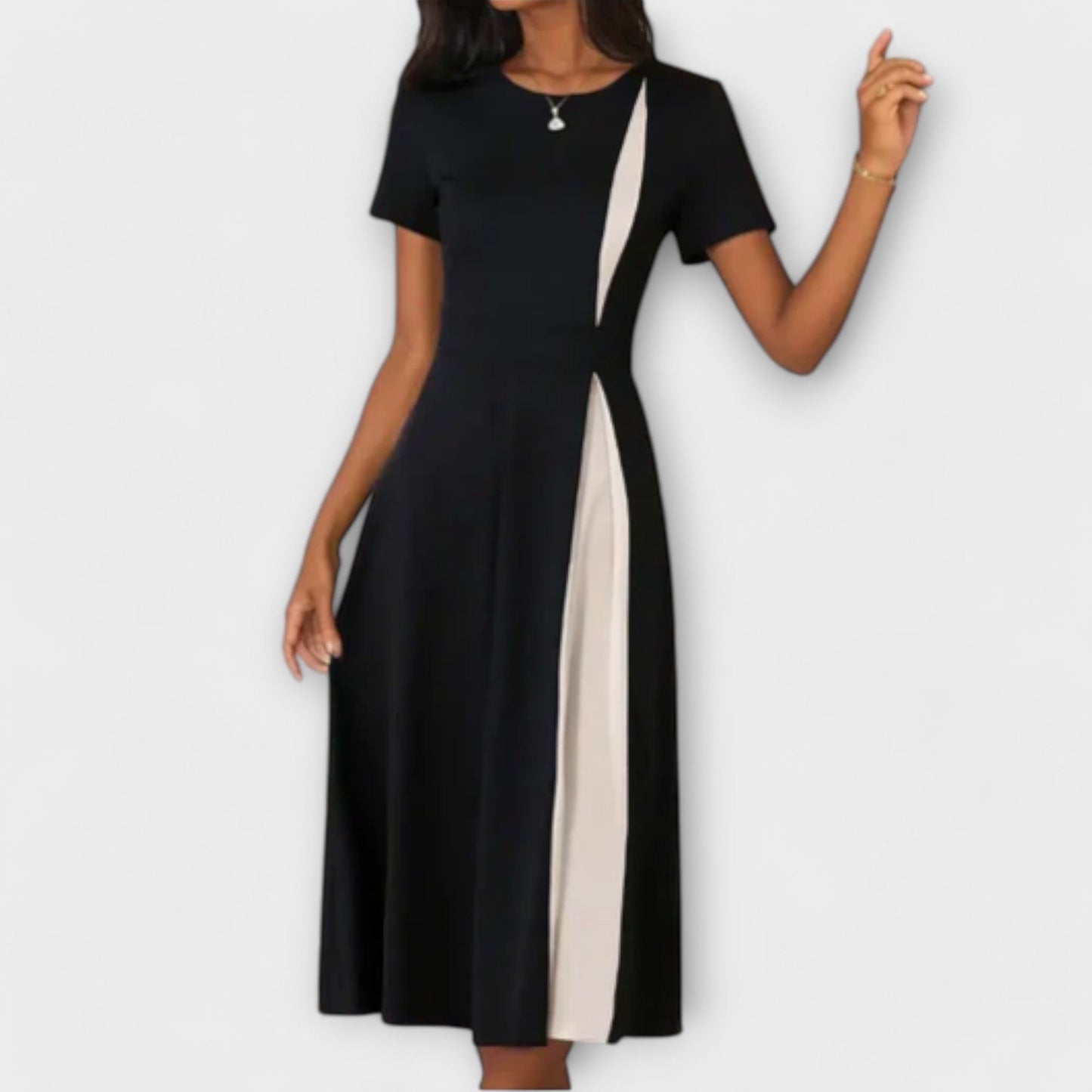 Diana™ - Vestido midi preto e branco