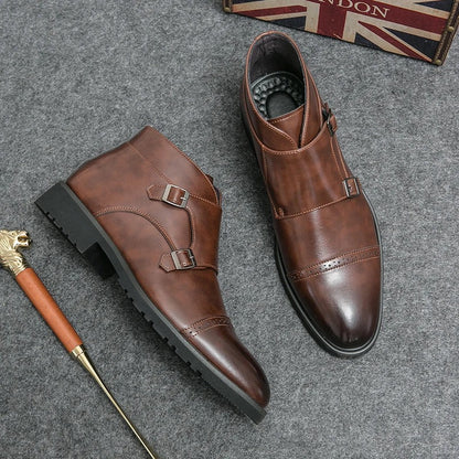 Parker™ | Botas de Dupla Fivela em Couro Sintético