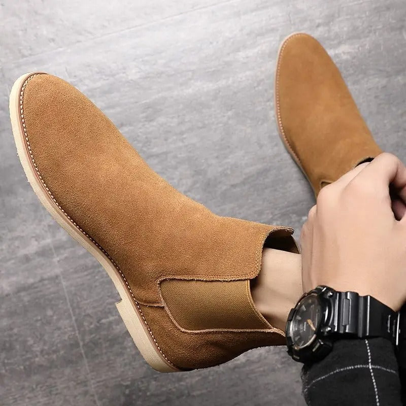 Bradley™ | Botas Chelsea em Camurça